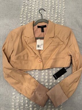 Forever 21 Cropped Beige/Tan Blazer Jacket - Women's size M